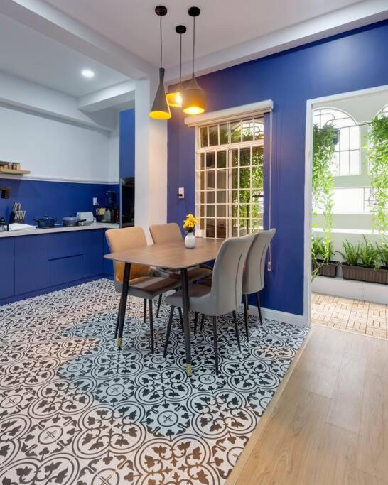 Modern, Cozy & Fully Equipped 2Br Apt In D4, 5M To D1 Ho-Chi-Minh-Stadt Exterior foto