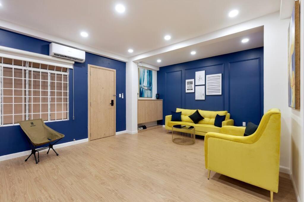 Modern, Cozy & Fully Equipped 2Br Apt In D4, 5M To D1 Ho-Chi-Minh-Stadt Exterior foto
